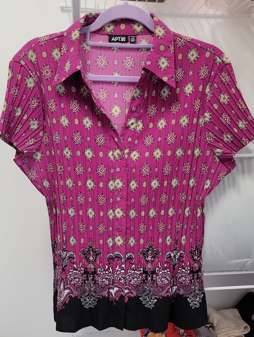 Apt. 9 Magenta Short-Sleeve Button-Down Blouse with Border Print -petite Xl